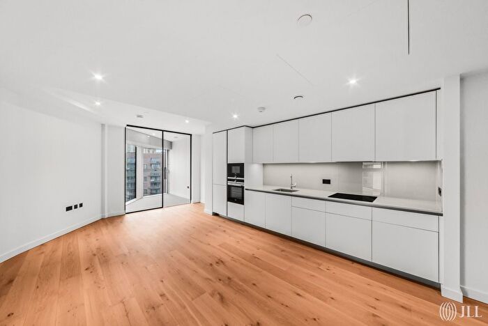 1 Bedroom Flat To Rent In Koa House, London, SW11