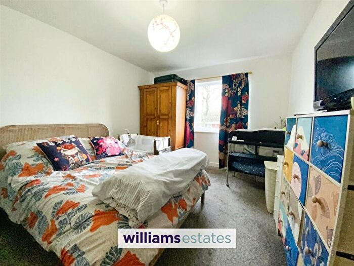 2 Bedroom Terraced Bungalow For Sale In Clwyd Court, Prestatyn, LL19