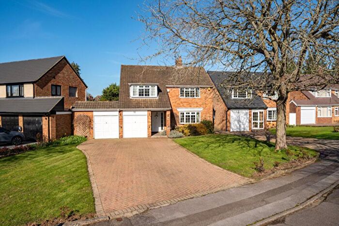 4 Bedroom Detached House For Sale In Greenacres, Hemel Hempstead, HP2