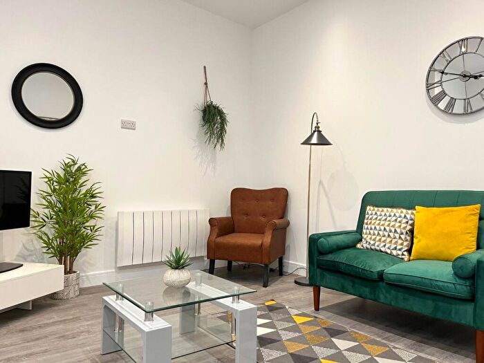 1 Bedroom Apartment For Sale In High Street, Ryde, Isle Of Wight, PO33