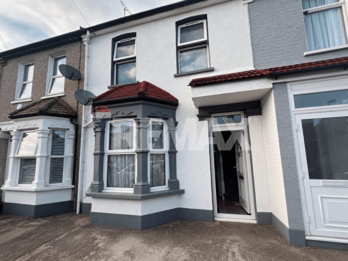 4 Bedroom Terraced House To Rent In Devon Road, Barking, IG11