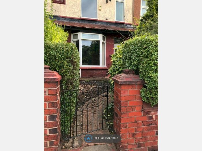 2 Bedroom Terraced House To Rent In Limeside Road, Oldham, OL8