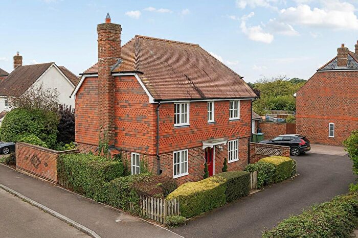 3 Bedroom Detached House For Sale In Morris Drive, Billingshurst, RH14