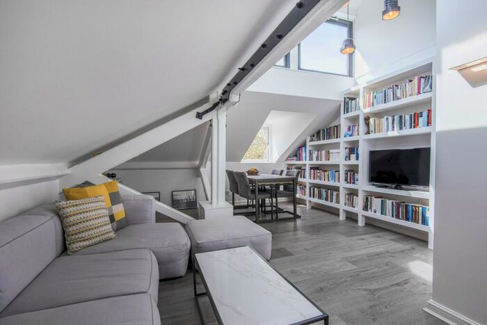 1 Bedroom Apartment To Rent In Boat Lifter Way, Surrey Docks, SE16