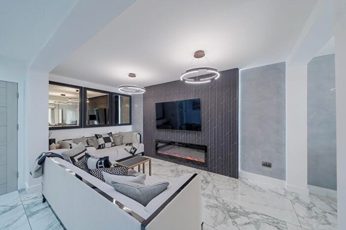 4 Bedroom Town House For Sale In Blundellsands Road West, Blundellsands, L23