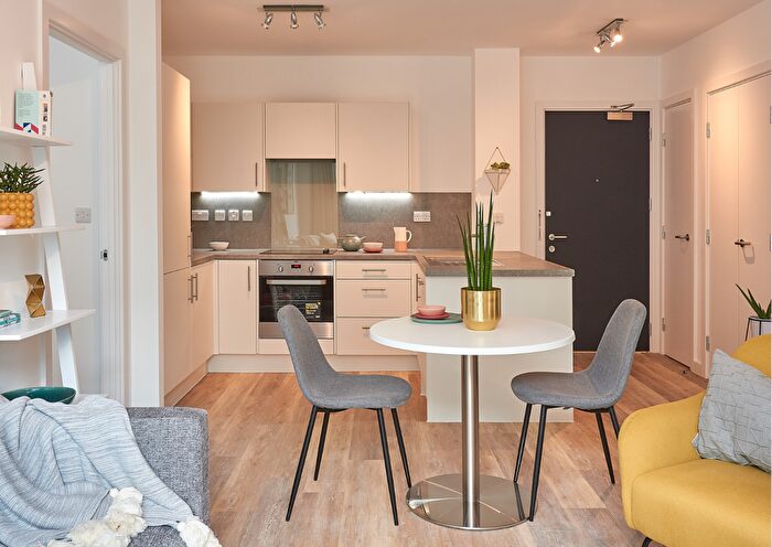 2 Bedroom Flat To Rent In The Wullcomb, Highcross Street, Leicester, LE1