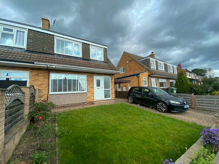 3 Bedroom House To Rent In Hunger Hills Drive, Horsforth, Leeds, LS18