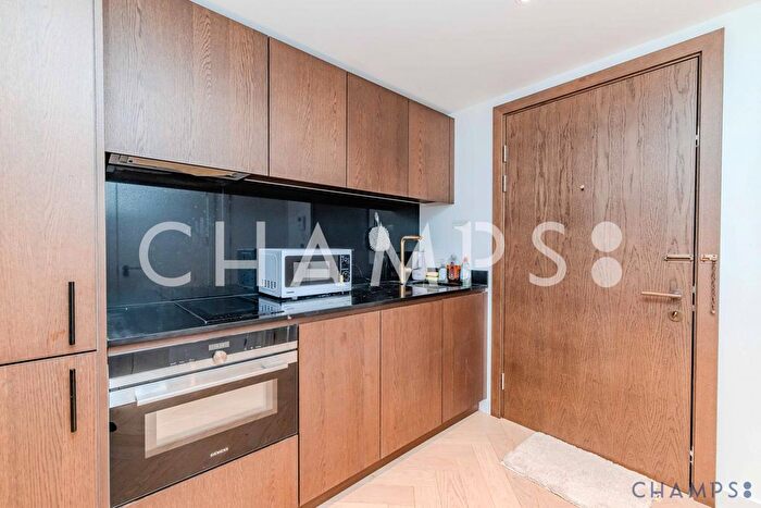 Studio To Rent In Marsh Wall, London, E14