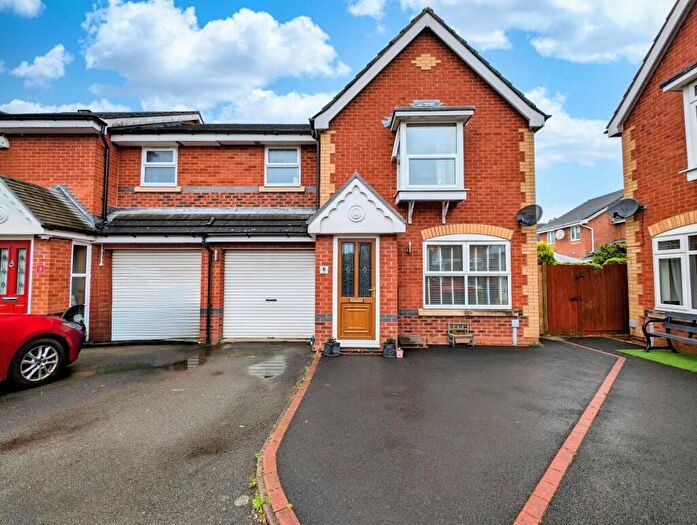 3 Bedroom End Of Terrace House For Sale In Tansy, Tamworth, B77