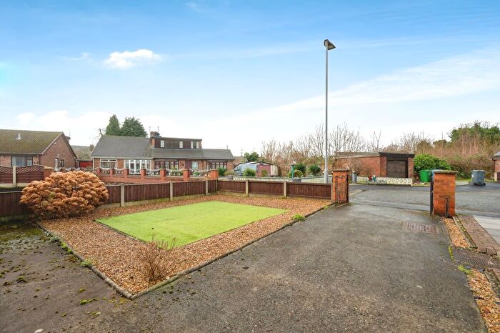 2 Bedroom Bungalow For Sale In Rostherne Close, Warrington, Cheshire, WA5