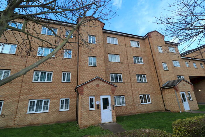 1 Bedroom Apartment To Rent In Gidea Park - Romford, RM2