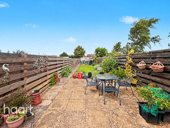 2 Bedroom Terraced House For Sale In Westfield Road, Manea, PE15