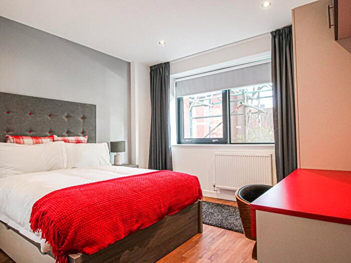 1 Bedroom Apartment To Rent In Apt, Havana Residence #, LS2