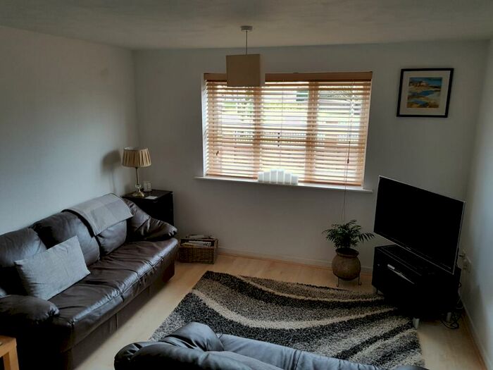 2 Bedroom Flat To Rent In Sir Williams Court, Hall Lane, Manchester, M23