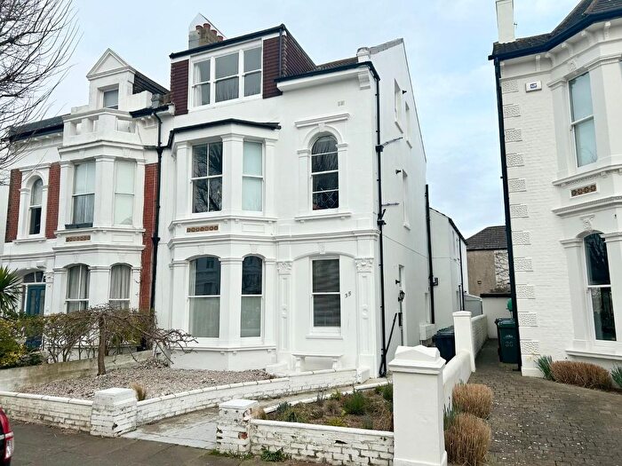 1 Bedroom Property To Rent In Westbourne Villas, Hove, BN3