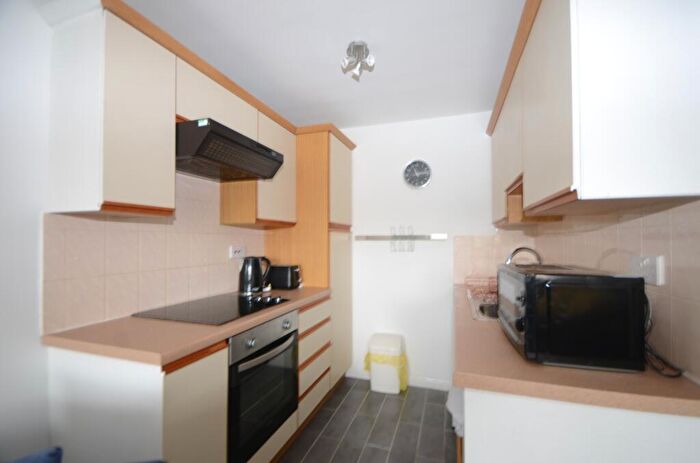 1 Bedroom Flat To Rent In Limber Court, Grimsby, DN34