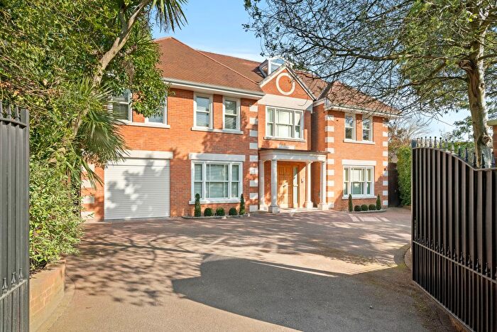 6 Bedroom Detached House For Sale In Warren Road, Kingston Upon Thames, KT2