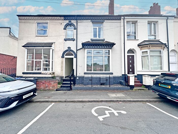 4 Bedroom Terraced House For Sale In Compton Road, Cradley Heath, B64