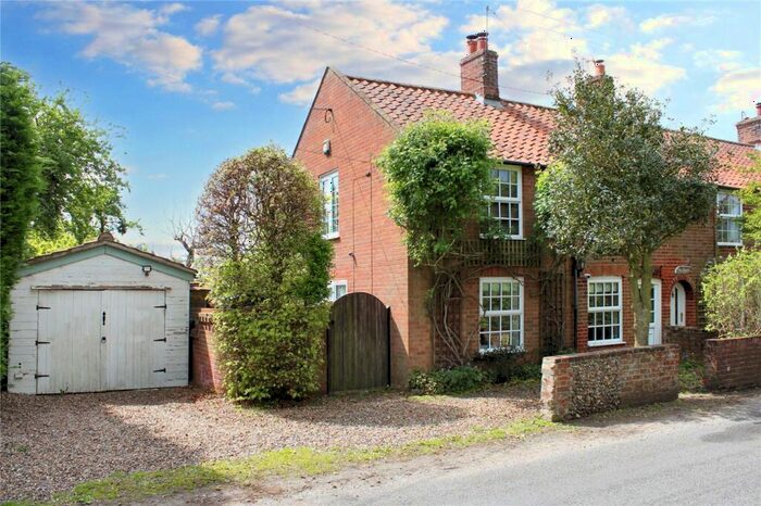 3 Bedroom Semi-Detached House For Sale In Clay Common, Frostenden, Beccles, Suffolk, NR34