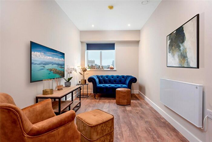 1 Bedroom Apartment To Rent In Burleys Way, Leicester, LE1