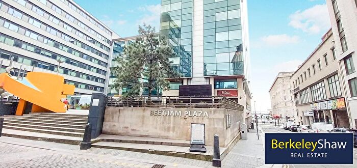 2 Bedroom Flat To Rent In Beetham Plaza, The Strand, Liverpool, L2