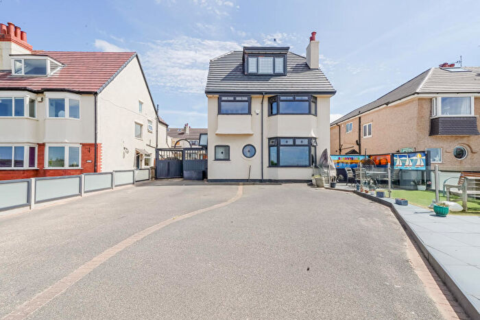 4 Bedroom Detached House For Sale In North Parade, Hoylake, Wirral, CH47