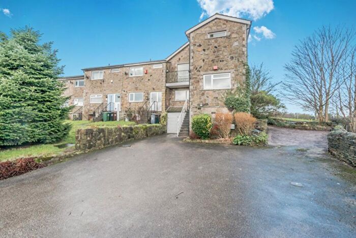 3 Bedroom Terraced House For Sale In North Street, Thackley, Bradford, BD10