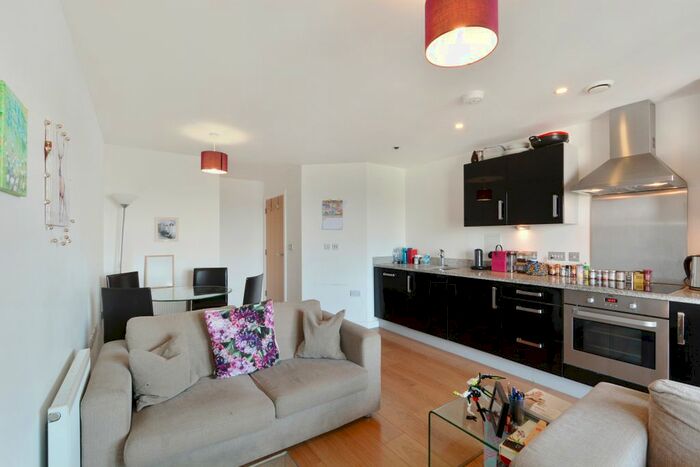 1 Bedroom Flat To Rent In Barge Walk, London, SE10