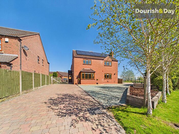 4 Bedroom Detached House For Sale In Puddle Hill, Hixon, ST18