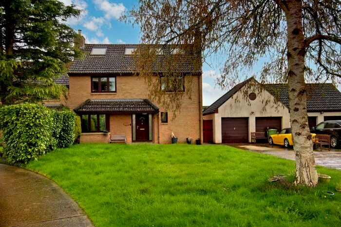 5 Bedroom Detached House For Sale In Station Road, Christian Malford, Chippenham, Wiltshire, SN15