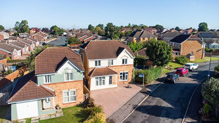 4 Bedroom Detached House For Sale In Mayfields Way, South Kirkby, Pontefract, WF9