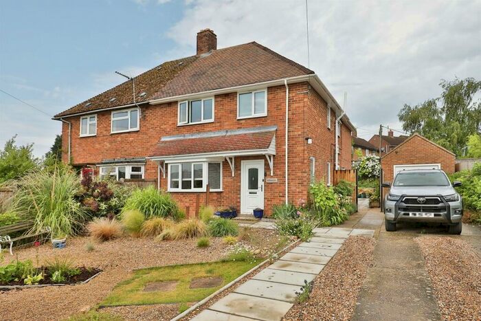 4 Bedroom Semi-Detached House For Sale In St. Lawrence Close, Harpley, King's Lynn, PE31