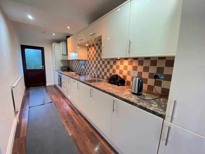 3 Bedroom House To Rent In Adeyfield Road, Hemel Hempstead, HP2