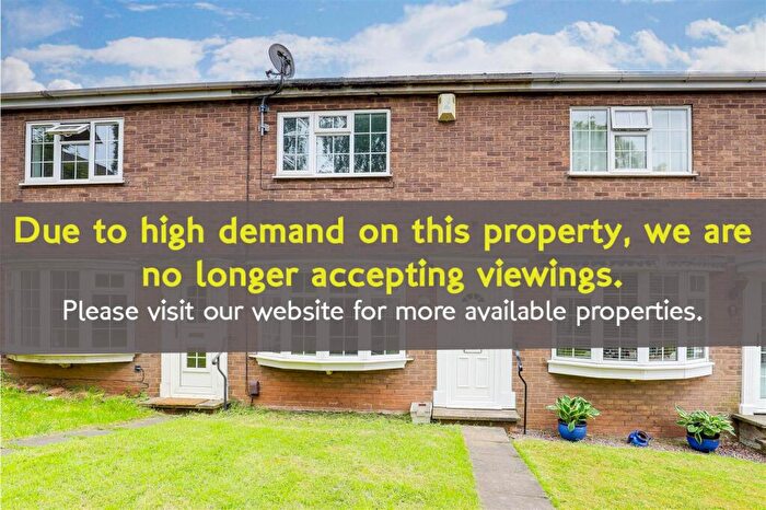 2 Bedroom Town House To Rent In Howbeck Road, Arnold, Nottingham, NG5