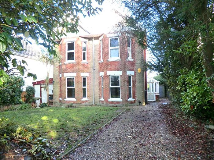 2 Bedroom Ground Maisonette To Rent In Nelson Road, Bournemouth, Dorset, BH4