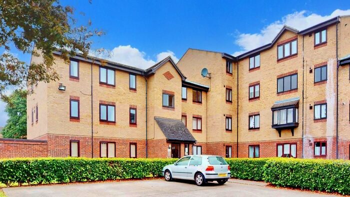 1 Bedroom Studio To Rent In Plumtree Close, Dagenham, RM10