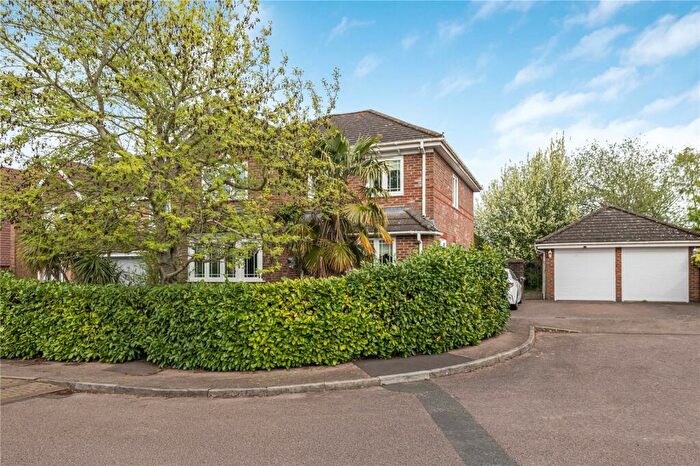4 Bedroom Detached House For Sale In Baylis Crescent, Burgess Hill, West Sussex, RH15