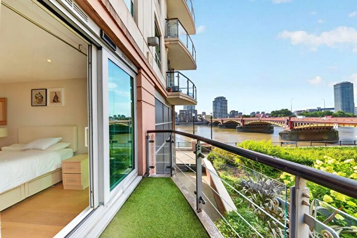 2 Bedroom Flat To Rent In St. George Wharf, London, SW8