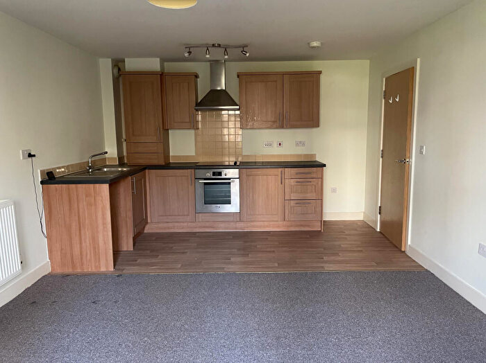 2 Bedroom Apartment To Rent In Cowleaze, Chippenham, Wiltshire, SN15