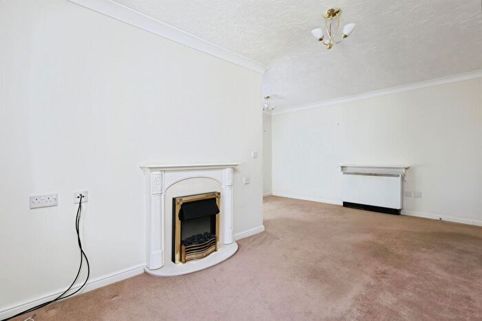 1 Bedroom Apartment For Sale In Beech Street, Bingley, BD16