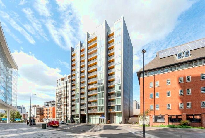 2 Bedroom Flat To Rent In Sutton Court Road, Sutton, SM1