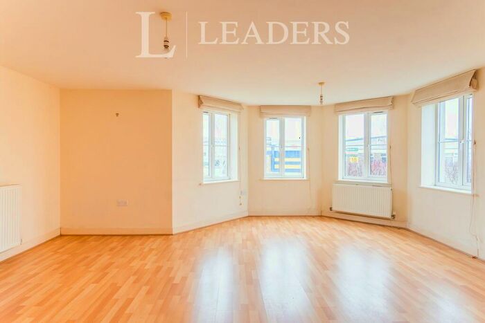 1 Bedroom Flat To Rent In Durban Road, Bognor Regis, PO22