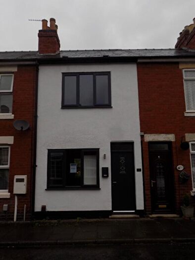 3 Bedroom Terraced House To Rent In Meadow Street, Tamworth, B77