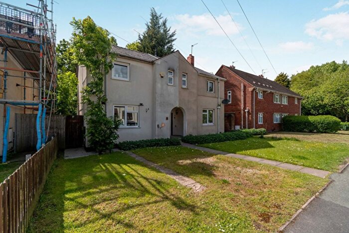 3 Bedroom Semi Detached House For Sale In Parkfield Grove, Wolverhampton, West Midlands, WV2
