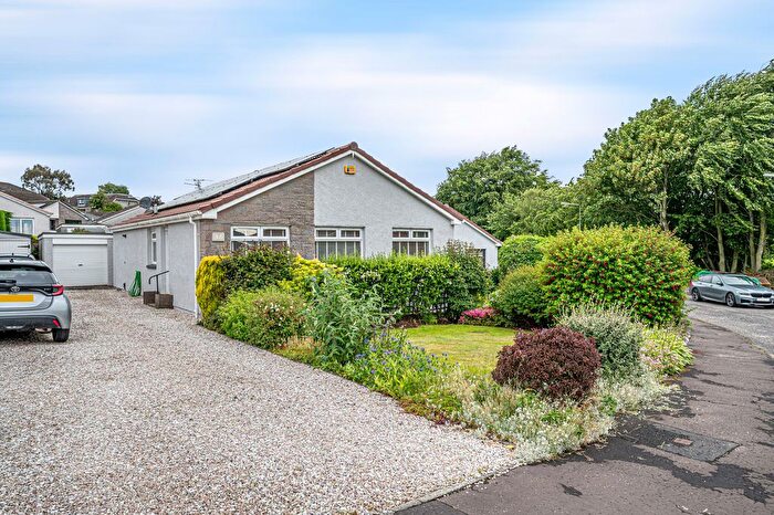3 Bedroom Detached Bungalow For Sale In Moray Court, Auchtertool, KY2