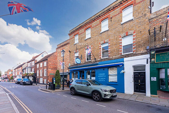 2 Bedroom Apartment To Rent In High Street, Eton, SL4