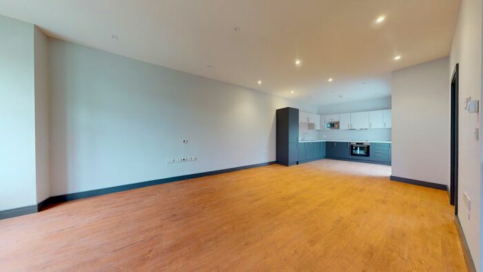 3 Bedroom Town House To Rent In Fairview Road, London, SW16