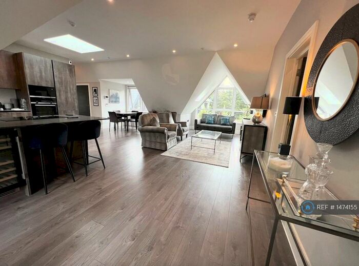 2 Bedroom Flat To Rent In Charnwood House, Chislehurst, BR7