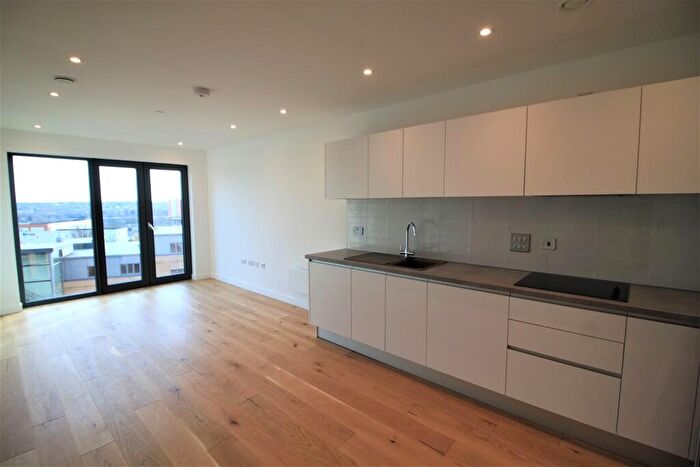 1 Bedroom Apartment To Rent In Axium, Windmill Street, Birmingham City Centre, B1
