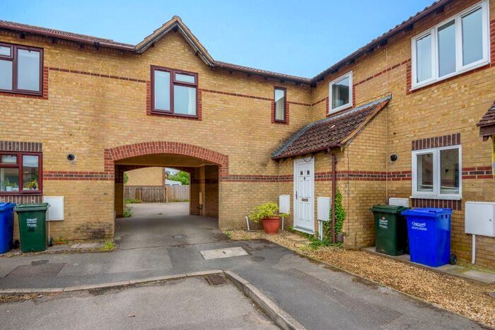 1 Bedroom Apartment To Rent In Cypress Gardens, Bicester, OX26